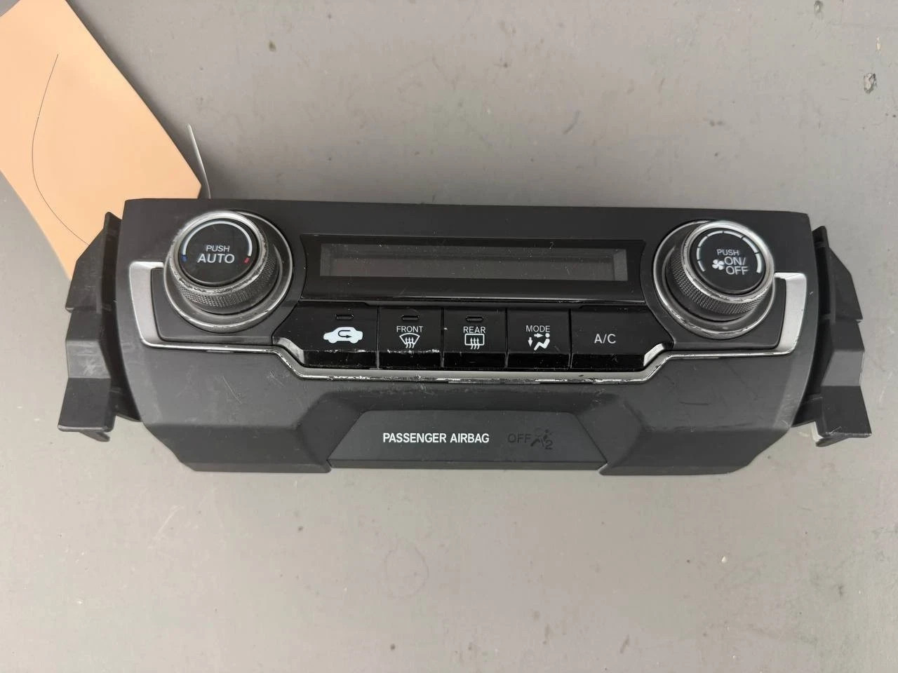 2016-2019 Honda Civic A/C Heater Temperature Climate Control Unit OEM 79600TBAA1