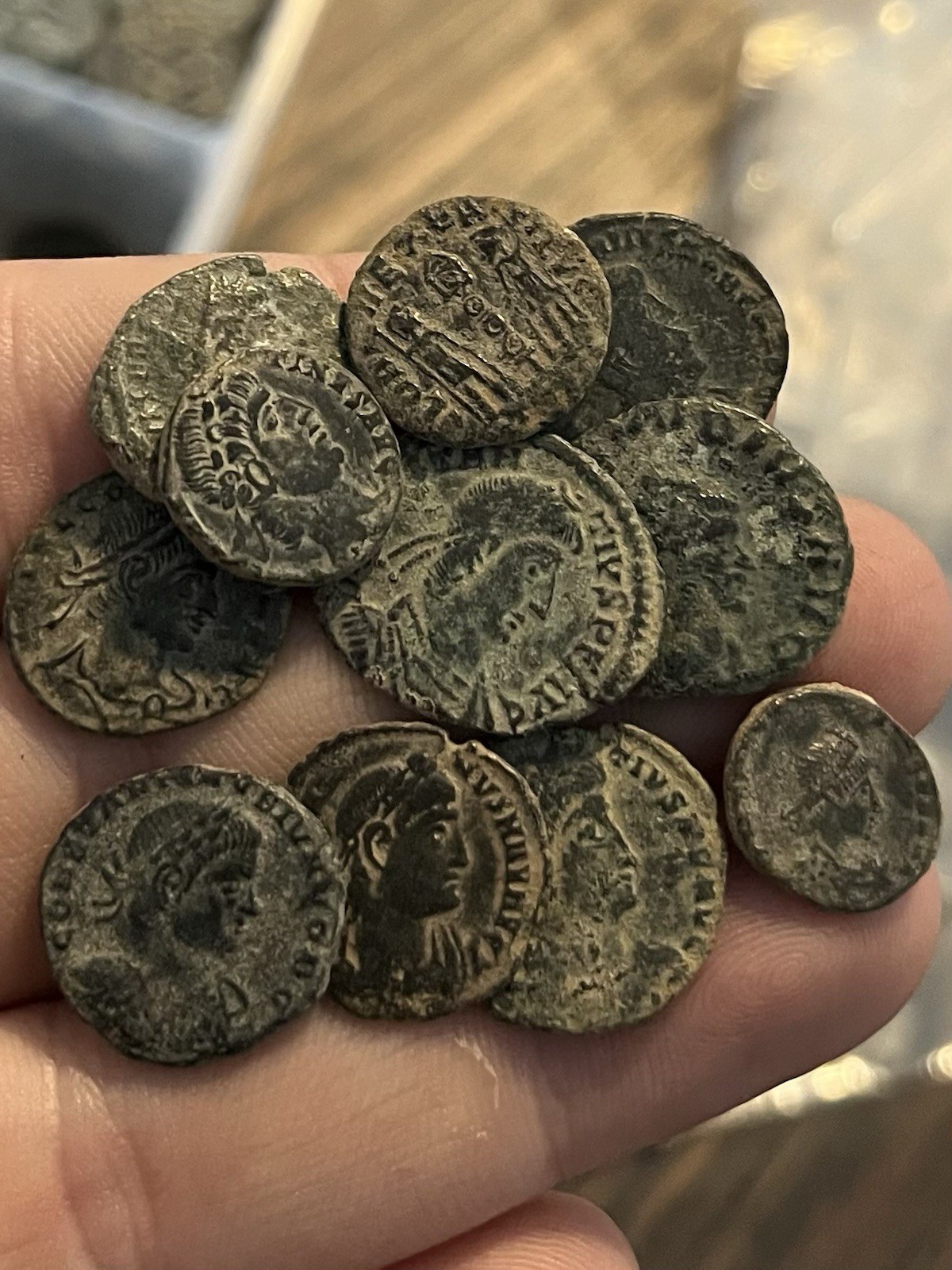 INTERESTING 300s AD Follis Roman Empire Ancient Old Coin Constantine Era No Cull INTERESTING 300s AD Follis Roman Empire Ancient Old Coin Constantine Era No Cull