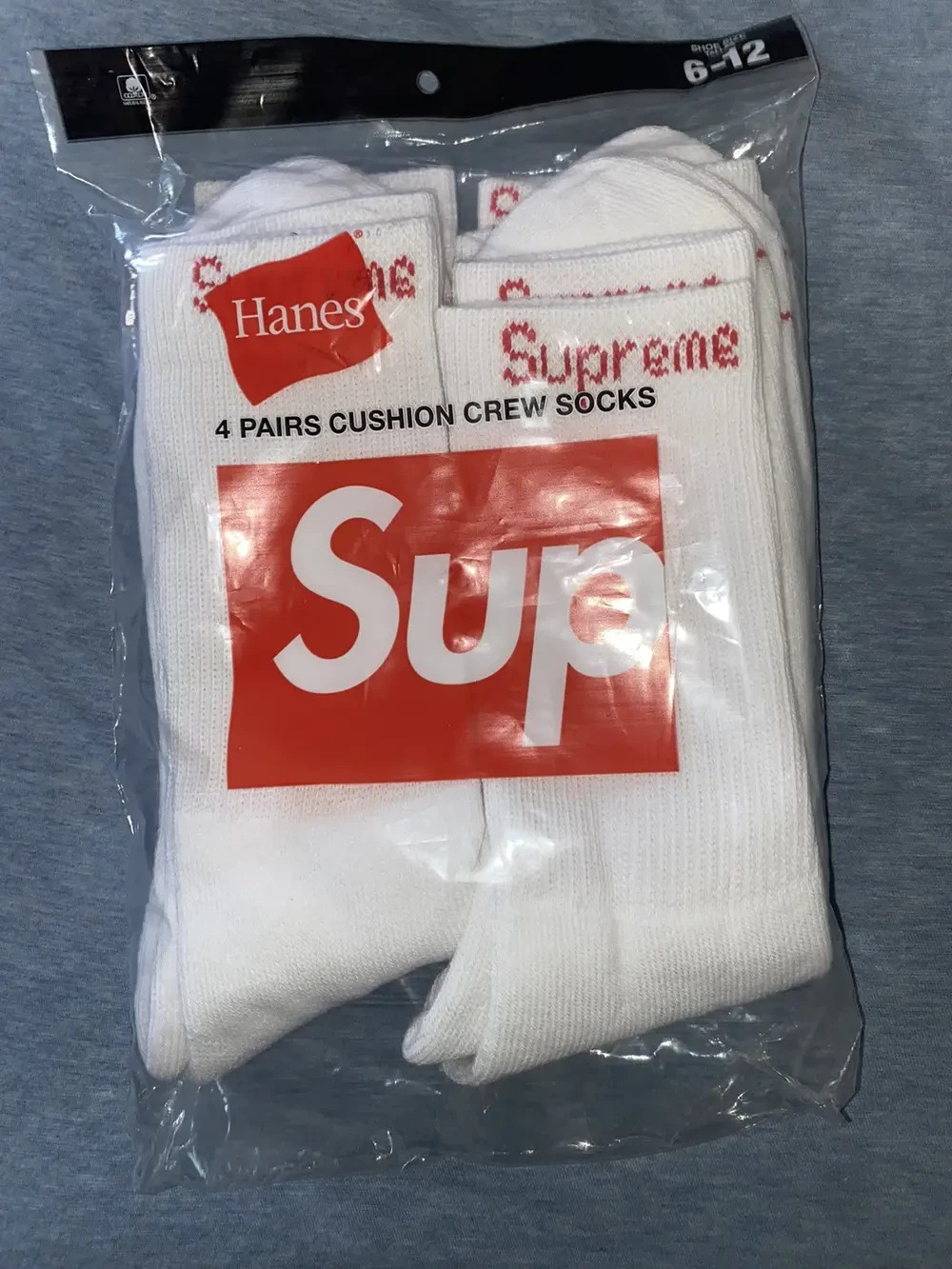 Supreme X Hanes Crew Socks - White, Pack of 4, Size 6-12 Supreme X Hanes Crew Socks - White, Pack of 4, Size 6-12