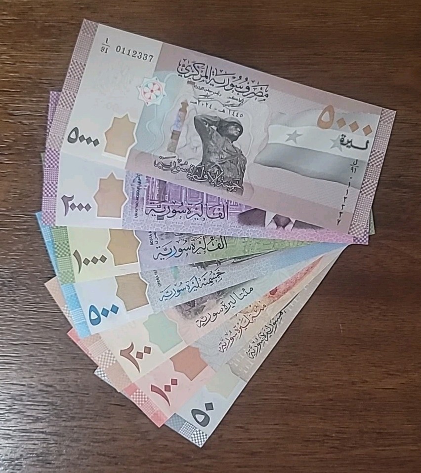 Lebanon SY Complete Set 50 100 200 500 1000 2000 5000 Pounds UNC UNCIRCULATED Lebanon SY Complete Set 50 100 200 500 1000 2000 5000 Pounds UNC UNCIRCULATED