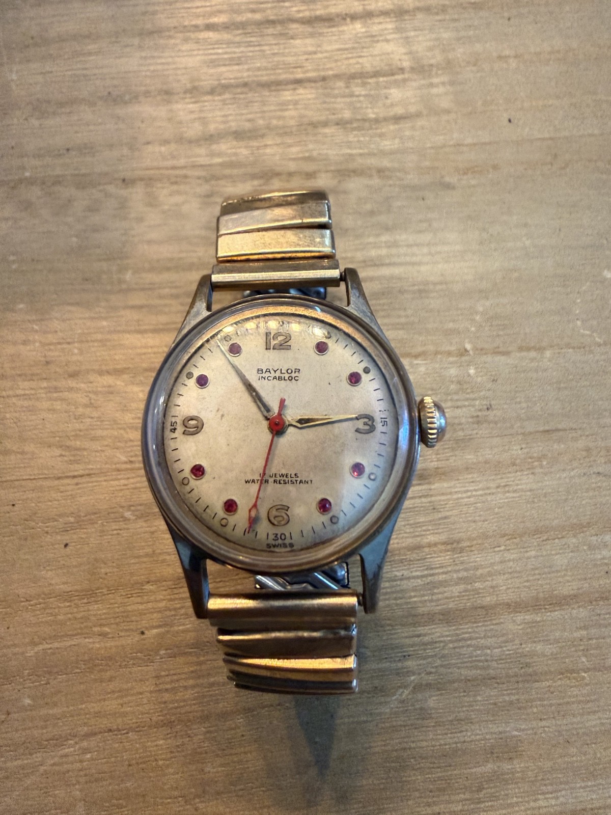 STUNNING VINTAGE Baylor Wristwatch GORGEOUS DIAL RUNNING MANUAL WIND STUNNING VINTAGE Baylor Wristwatch GORGEOUS DIAL RUNNING MANUAL WIND