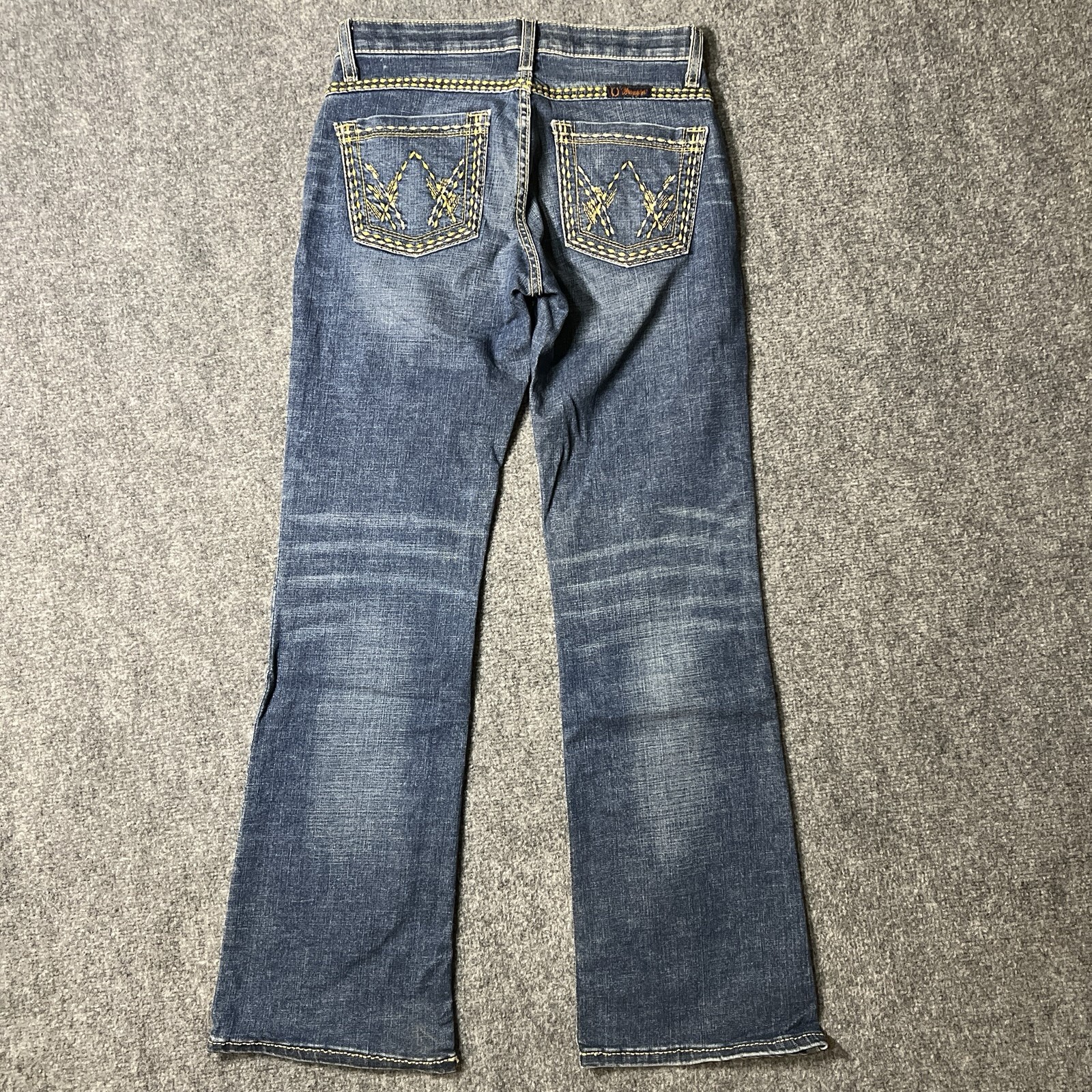 Wrangler Shiloh Ultimate Riding Jeans Womens 4x32 Blue Denim Thick Stitch Jeans Wrangler Shiloh Ultimate Riding Jeans Womens 4x32 Blue Denim Thick Stitch Jeans