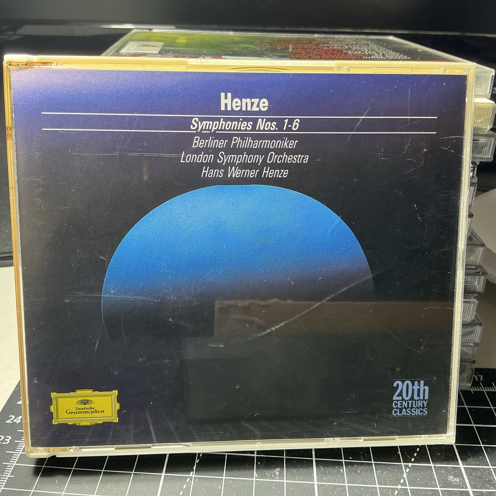 Henze: Symphonies 1-6; Henze, by Henze, Hans Werner (CD, 2007) Case Discolored