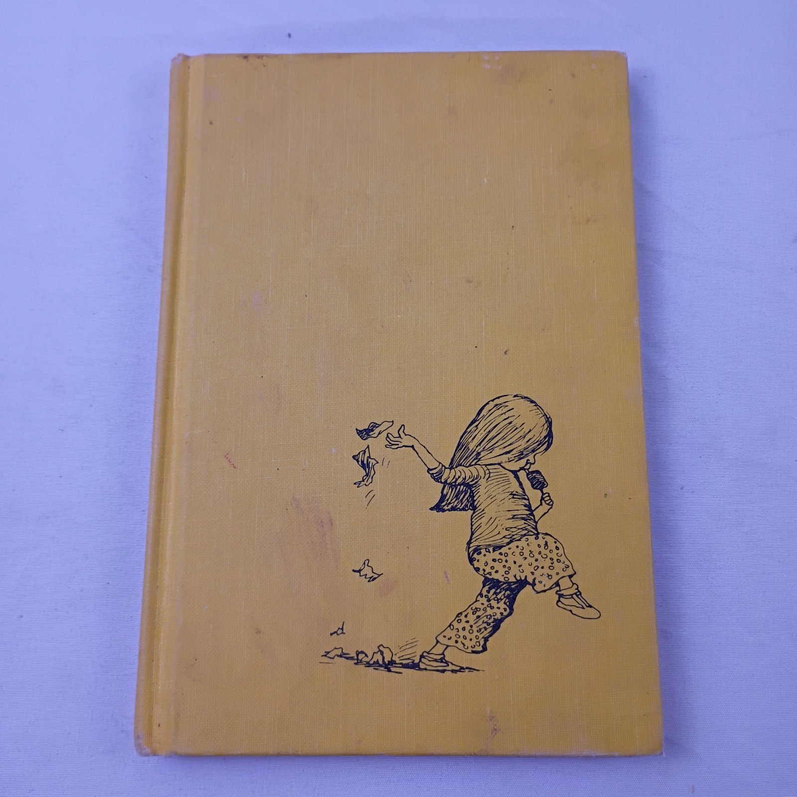 Sparrows Don\'t Drop Candy Wrappers by Margaret Gabel 1971 Dodd, Mead & Company