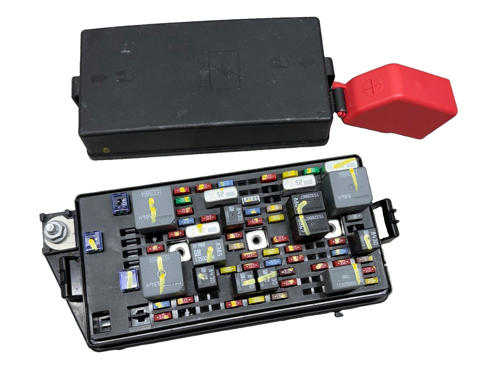 2008-09-10-2011 Buick Lucerne Cadillac DTS Rear Fuse Box Relay OEM 13599109 (10)