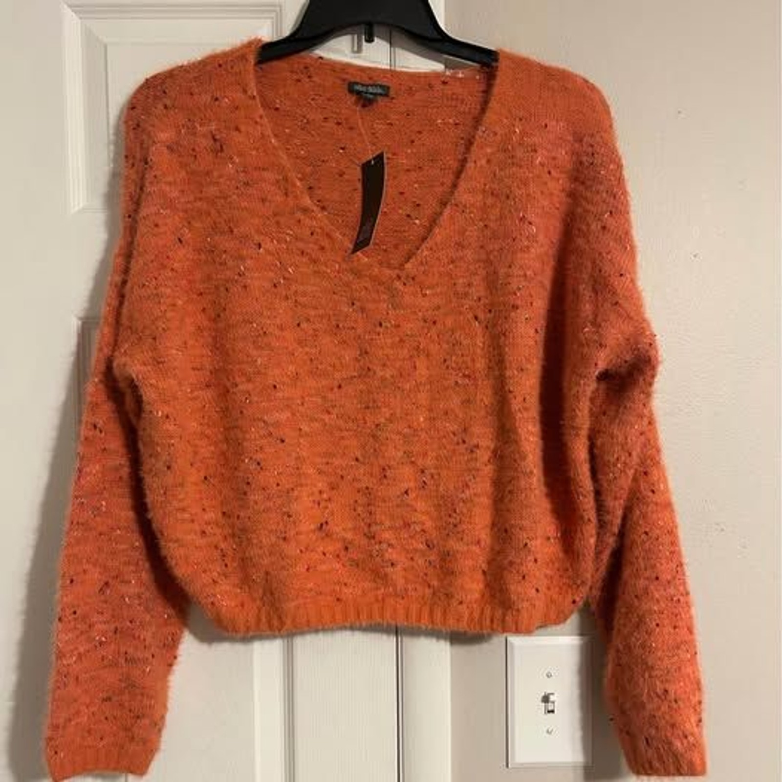 NWT Wild Fable XXL Coral Orange Fuzzy Confetti V Neck Cropped Sweater NWT Wild Fable XXL Coral Orange Fuzzy Confetti V Neck Cropped Sweater