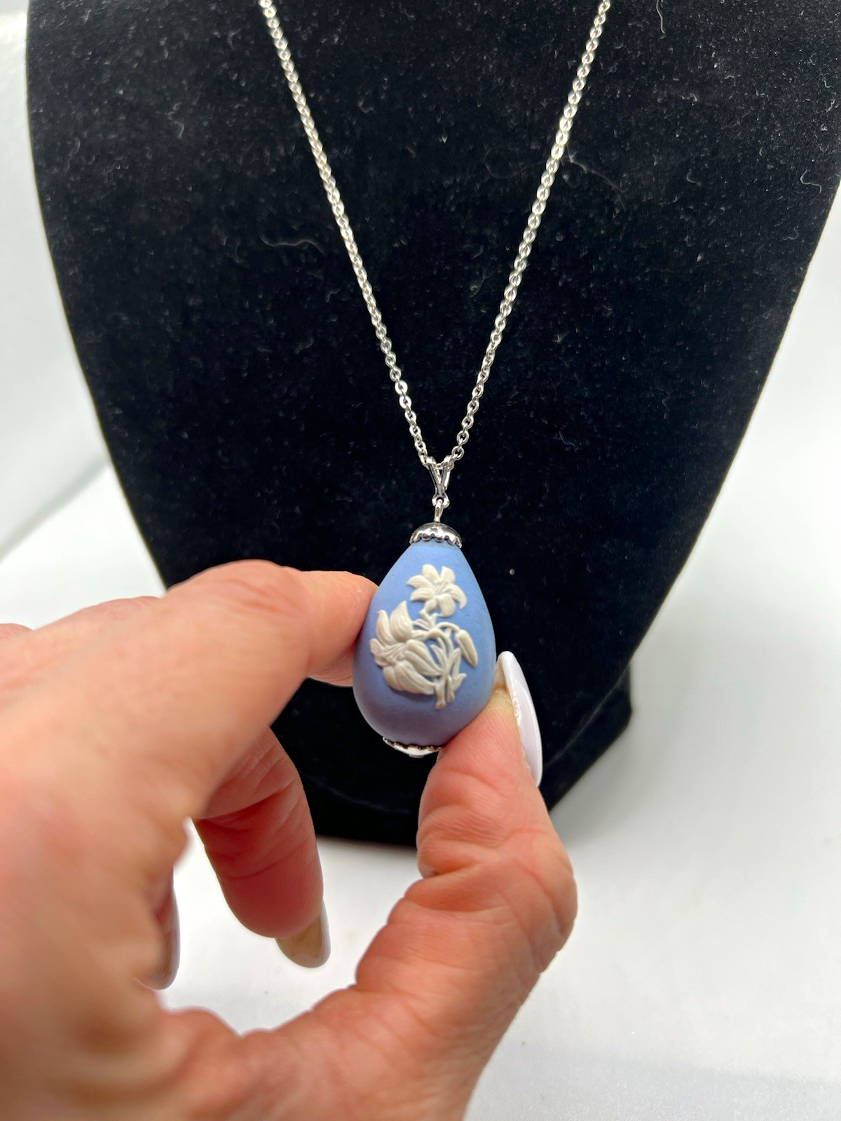 Wedgwood Blue Jasperware Porcelain Teardrop Floral Pendant Necklace Signed