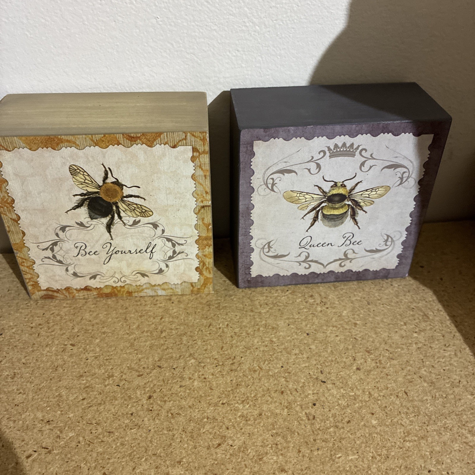 Queen Bee and Bee Yourself 4 X4 Sign by Cracker Barrel - Excellent Condition New