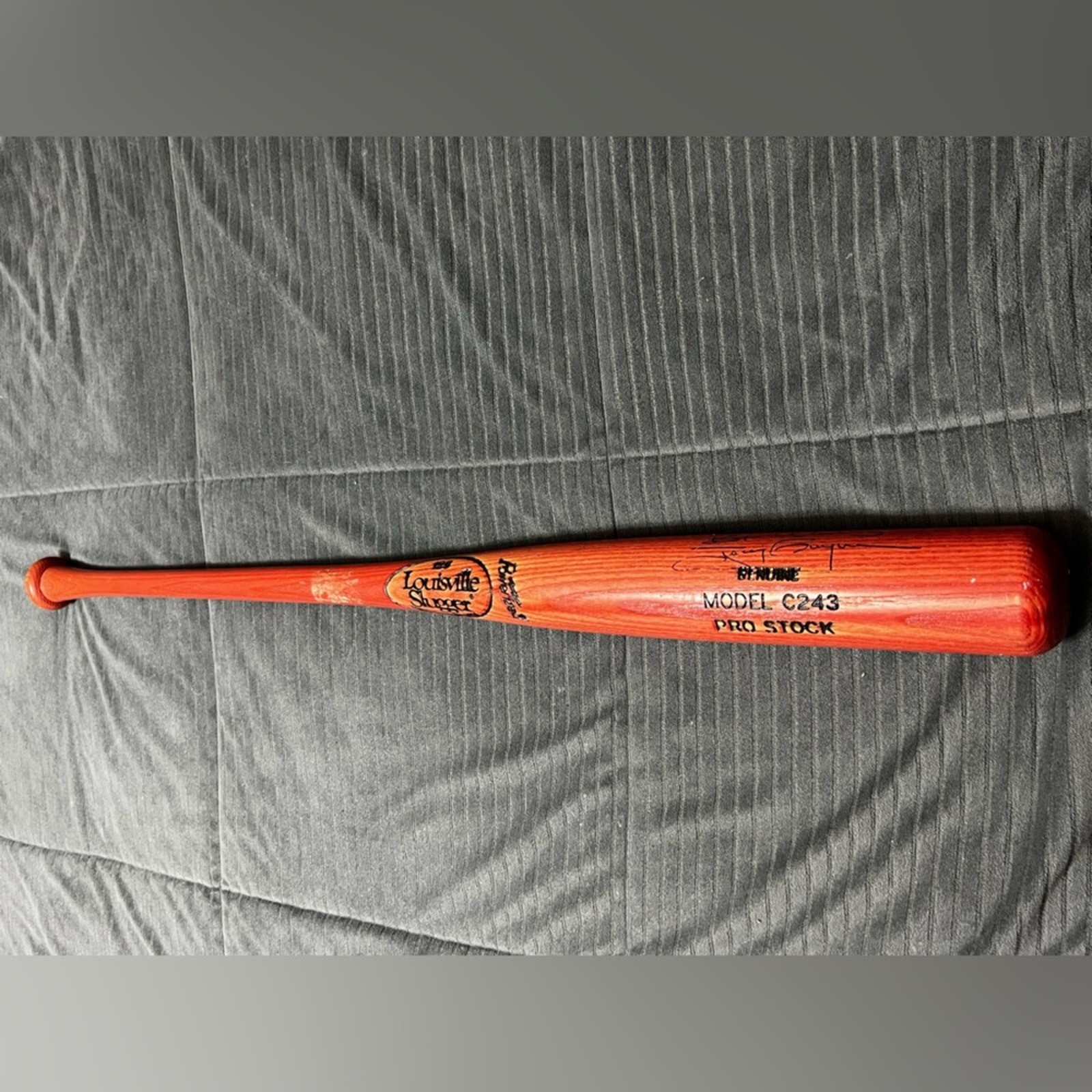 Tony Gwynn Signed 90’s Era Game Used Louisville Slugger Model C243 Bat RARE