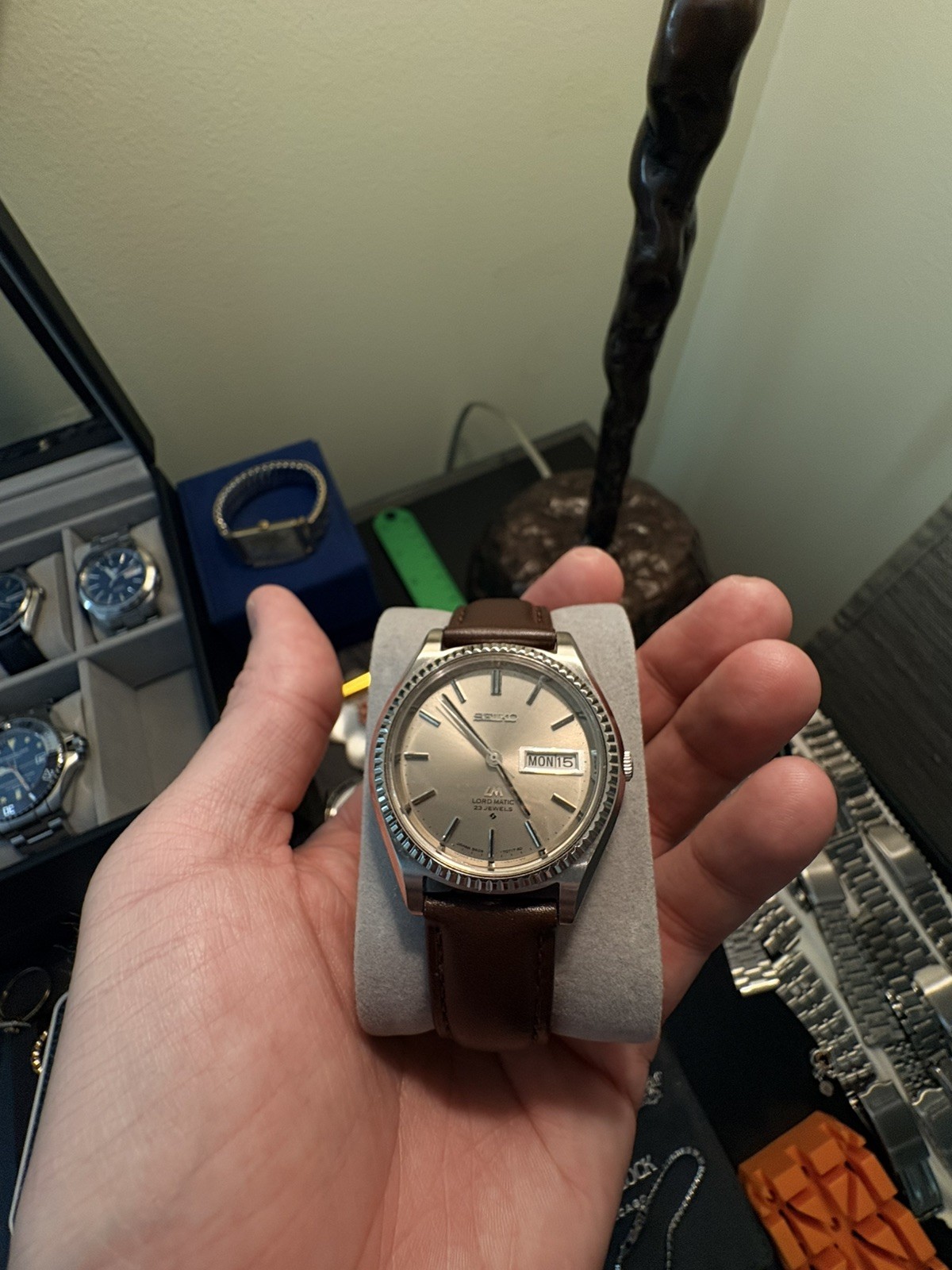 Vintage 1969 SEIKO LORD MATIC WEEKDATER 5606 / 23Jewel Movement W/ Fluted Bezel 