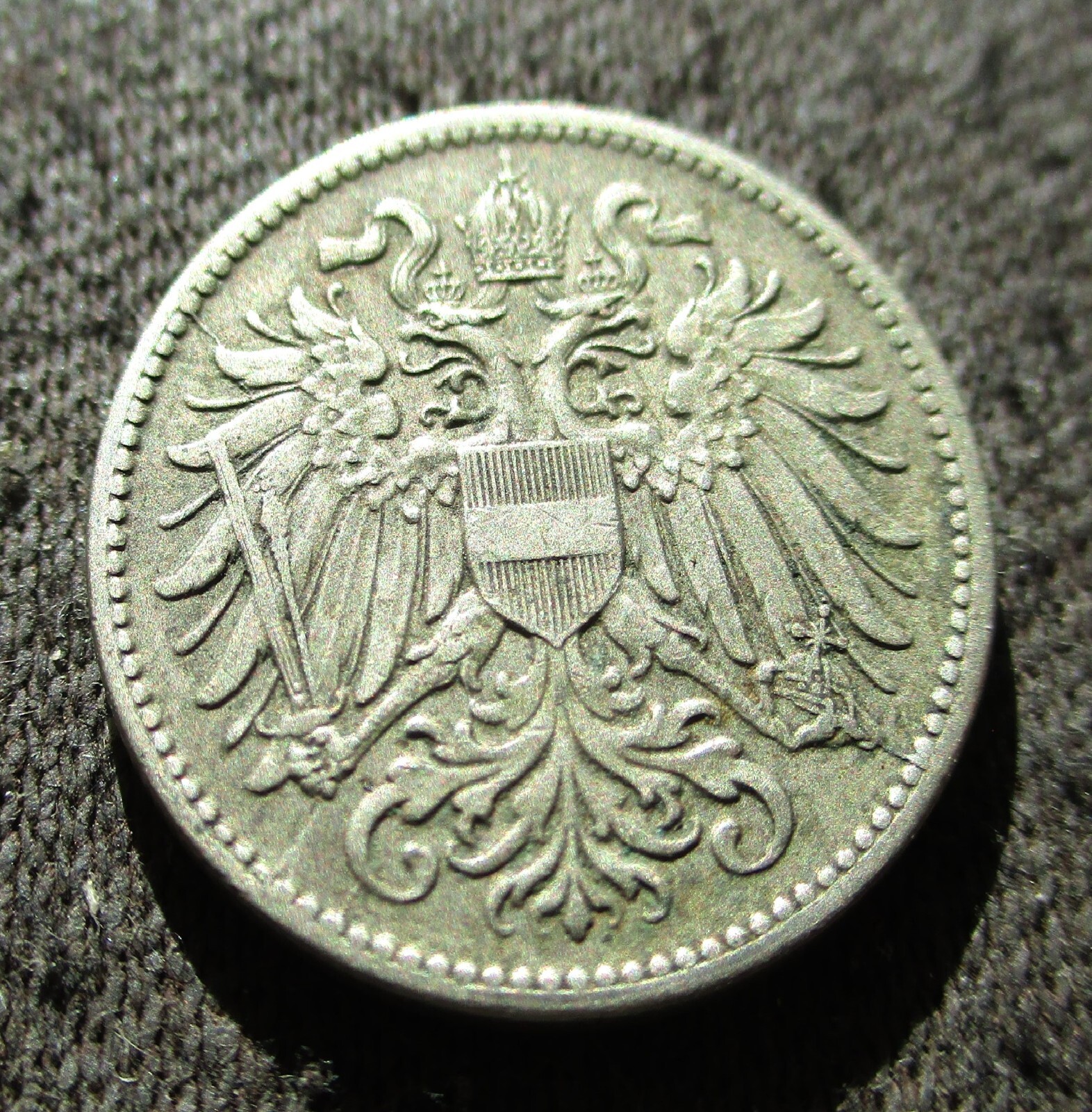OLD COIN OF AUSTRIA-HUNGARY EMPIRE 10 HELLER 1916 WORLD WAR I EMPEROR CHARLES I