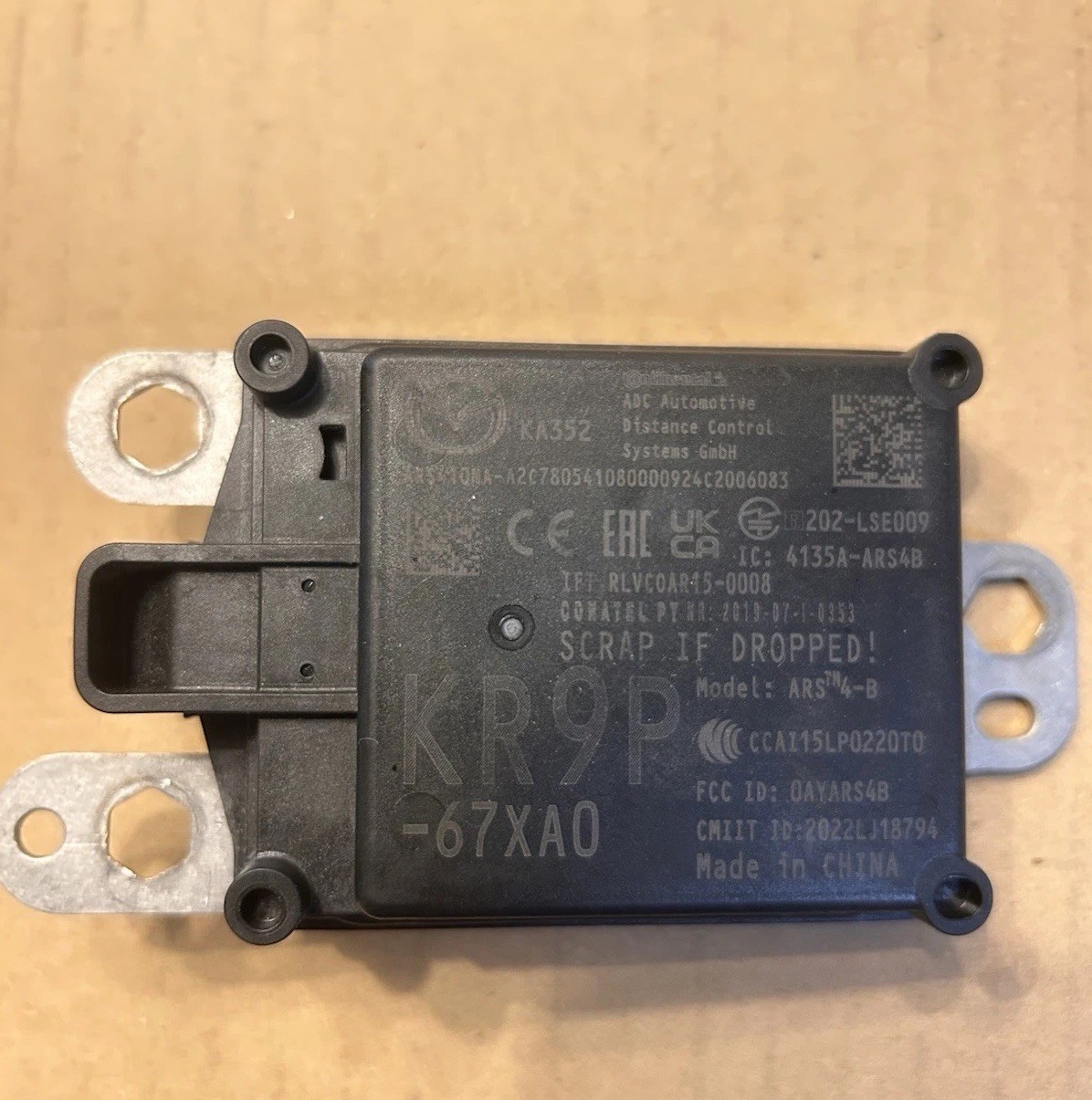 OEM 2024-25 MAZDA 3 CX-70 CX-90 MX-5 FRONT DISTANCE RADAR SENSOR KR9P-67XA0 OEM 2024-25 MAZDA 3 CX-70 CX-90 MX-5 FRONT DISTANCE RADAR SENSOR KR9P-67XA0