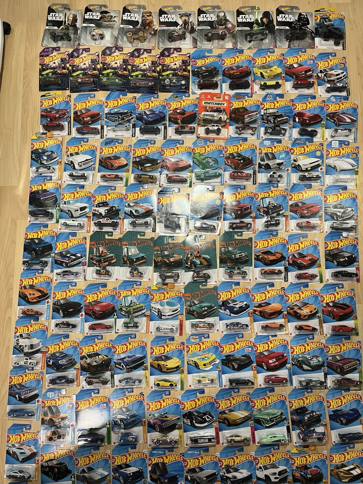 Great Collection of 302 Hot Wheels 1:64 Diecast Cars. Good Pieces See Photos