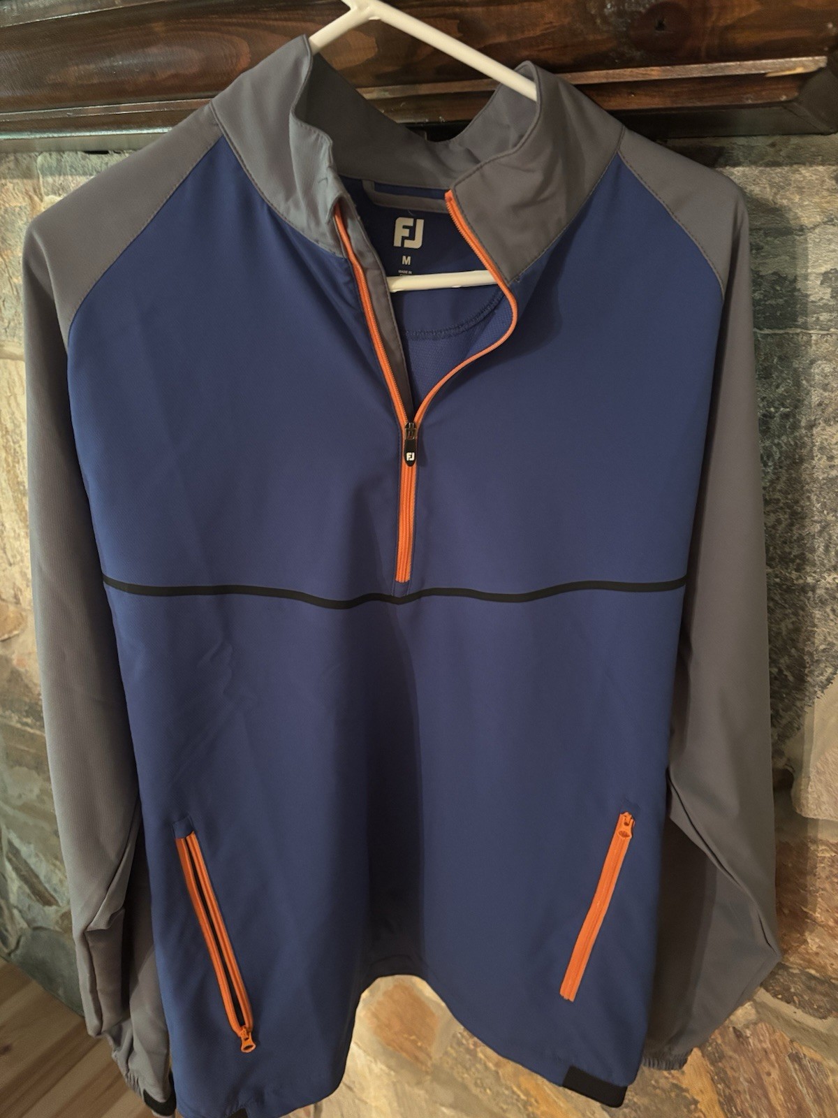 FootJoy Zephyr Men’s 1/4 Zip Golf Windshirt Blue Orange Grey Size Medium FootJoy Zephyr Men’s 1/4 Zip Golf Windshirt Blue Orange Grey Size Medium