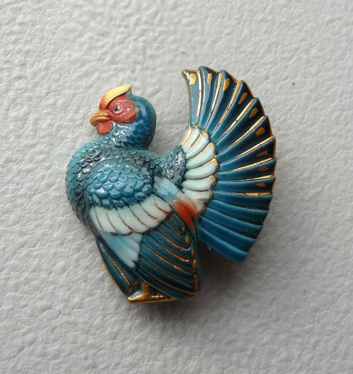 VINTAGE ARITA PORCELAIN TOSHIKANE BUTTON FIGURAL ROOSTER or TURKEY ? BIRD