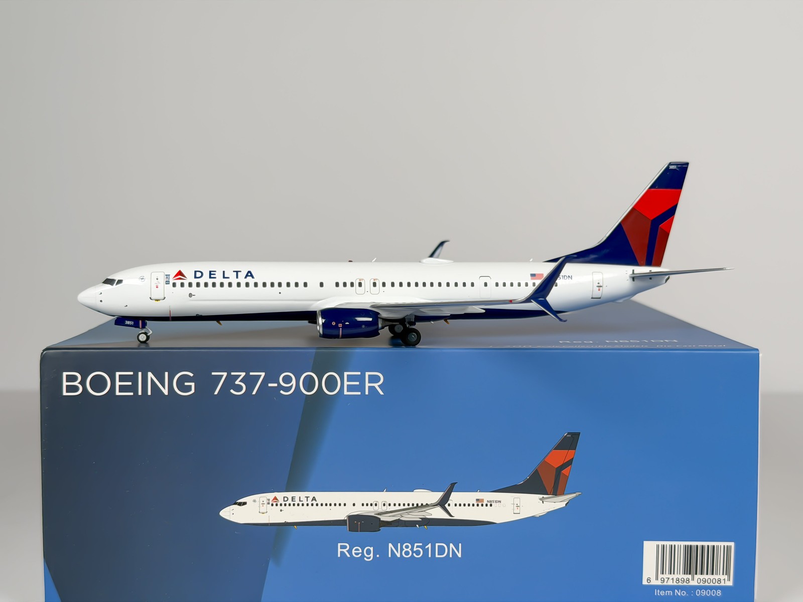 NG Models 1:200 Delta Air Lines Boeing 737-900ER N851DN