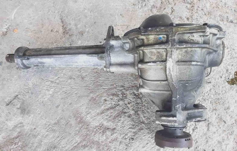 2015-2017 Ford Expedition Front Axle Differential Carrier 3.31 Ratio Assembly