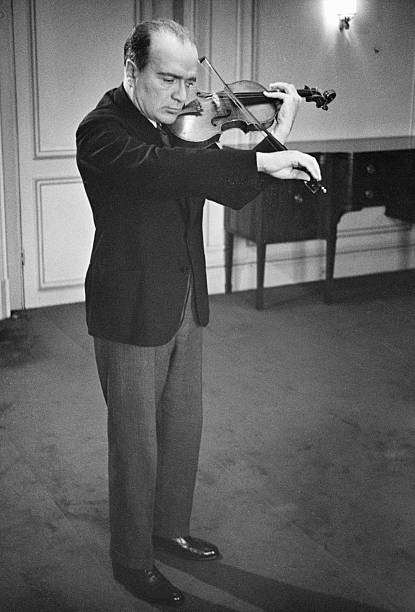 The Polish violinist Bronislav Huberman at practice March 1939 Old Photo