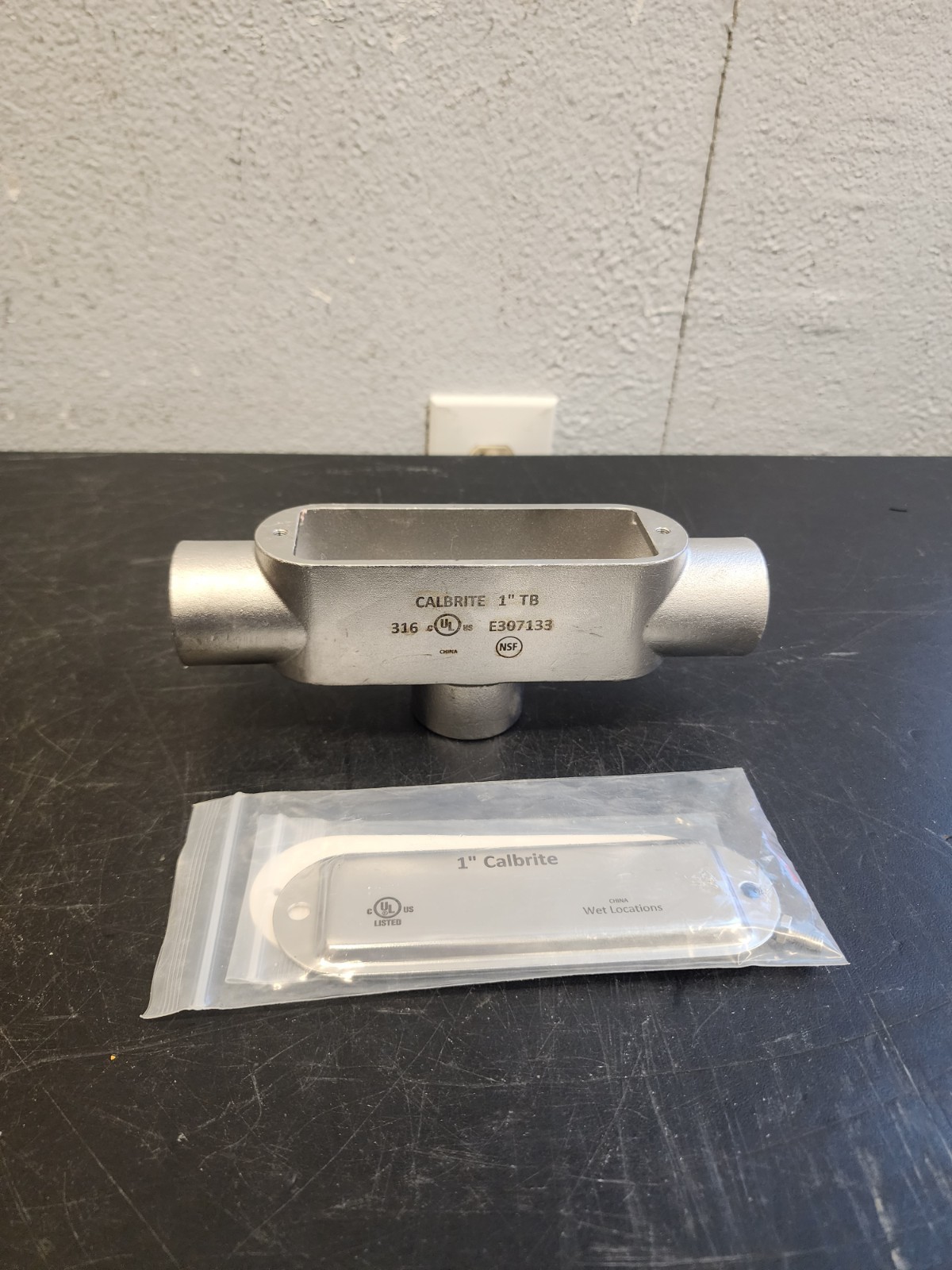 S61000TB00 Atkore Calbrite  1” SS316 TB Conduit Body