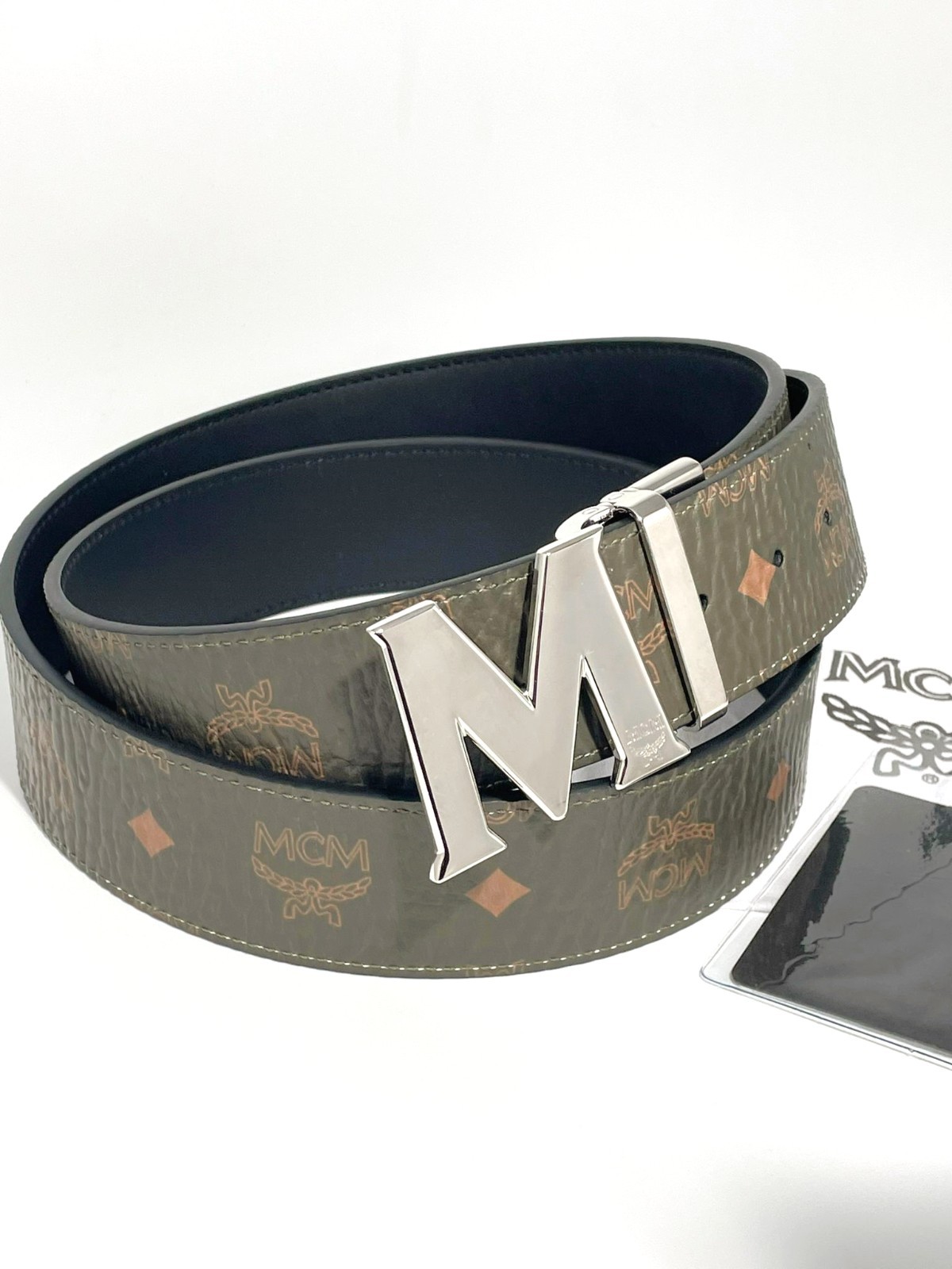 Authentic MCM men\'s belt reversible black army green leather belt silver buckle Authentic MCM men\'s belt reversible black army green leather belt silver buckle