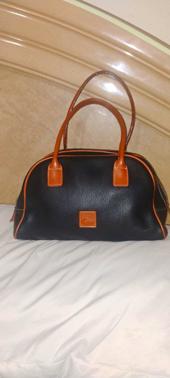 Dooney & Bourke Dr satchel Dooney & Bourke Dr satchel