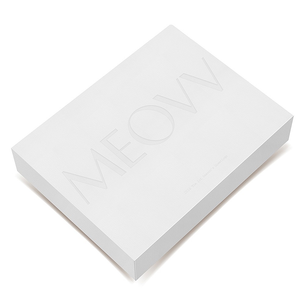 MEOVV 2026 SEASON'S GREETINGS / 13 Calendar+Book+16 Card+10 Photo+7 Poster+POB