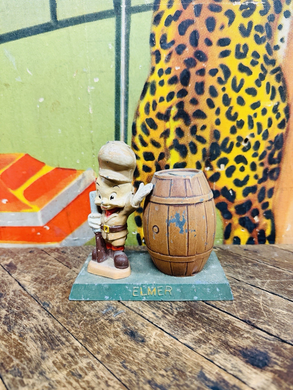 VINTAGE C. 1940 ELMER FUDD CAST IRON BANK LOONEY TUNES CARTOON HUNTER PENNY COIN VINTAGE C. 1940 ELMER FUDD CAST IRON BANK LOONEY TUNES CARTOON HUNTER PENNY COIN