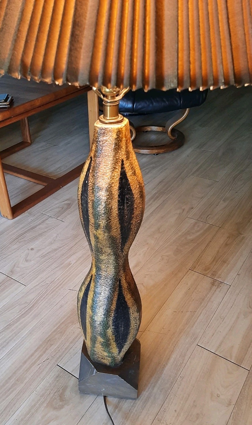 MCM Design Ceramic Table Lamp Hourglass sculpture Vtg (Laurel, Regency Era)
