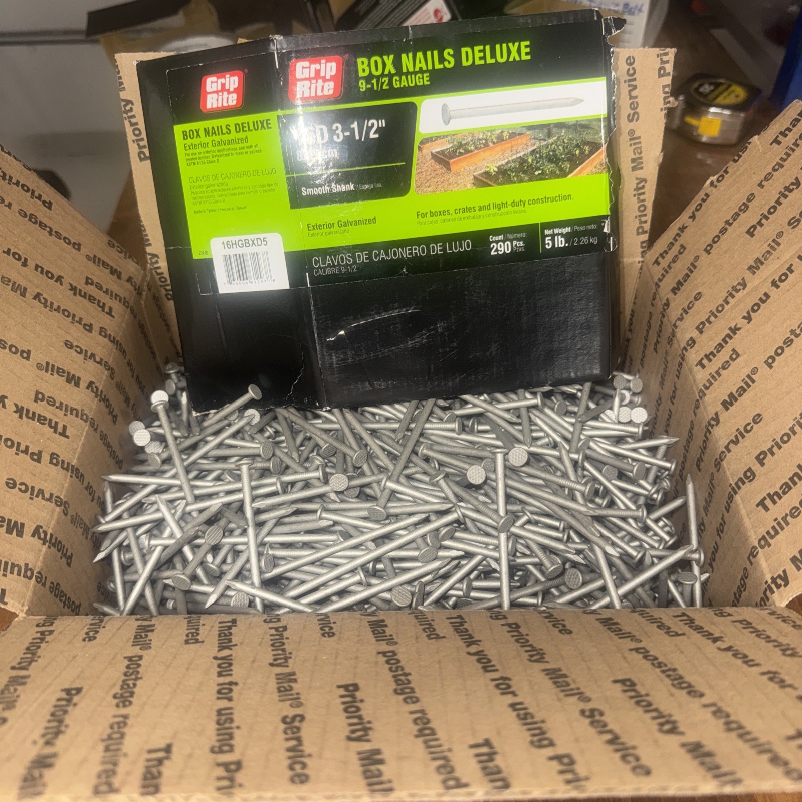 25 Pounds Of Grip-rite Exterior Galvanized Box Nails 16D 3-1/2” Smooth Shank 25 Pounds Of Grip-rite Exterior Galvanized Box Nails 16D 3-1/2” Smooth Shank