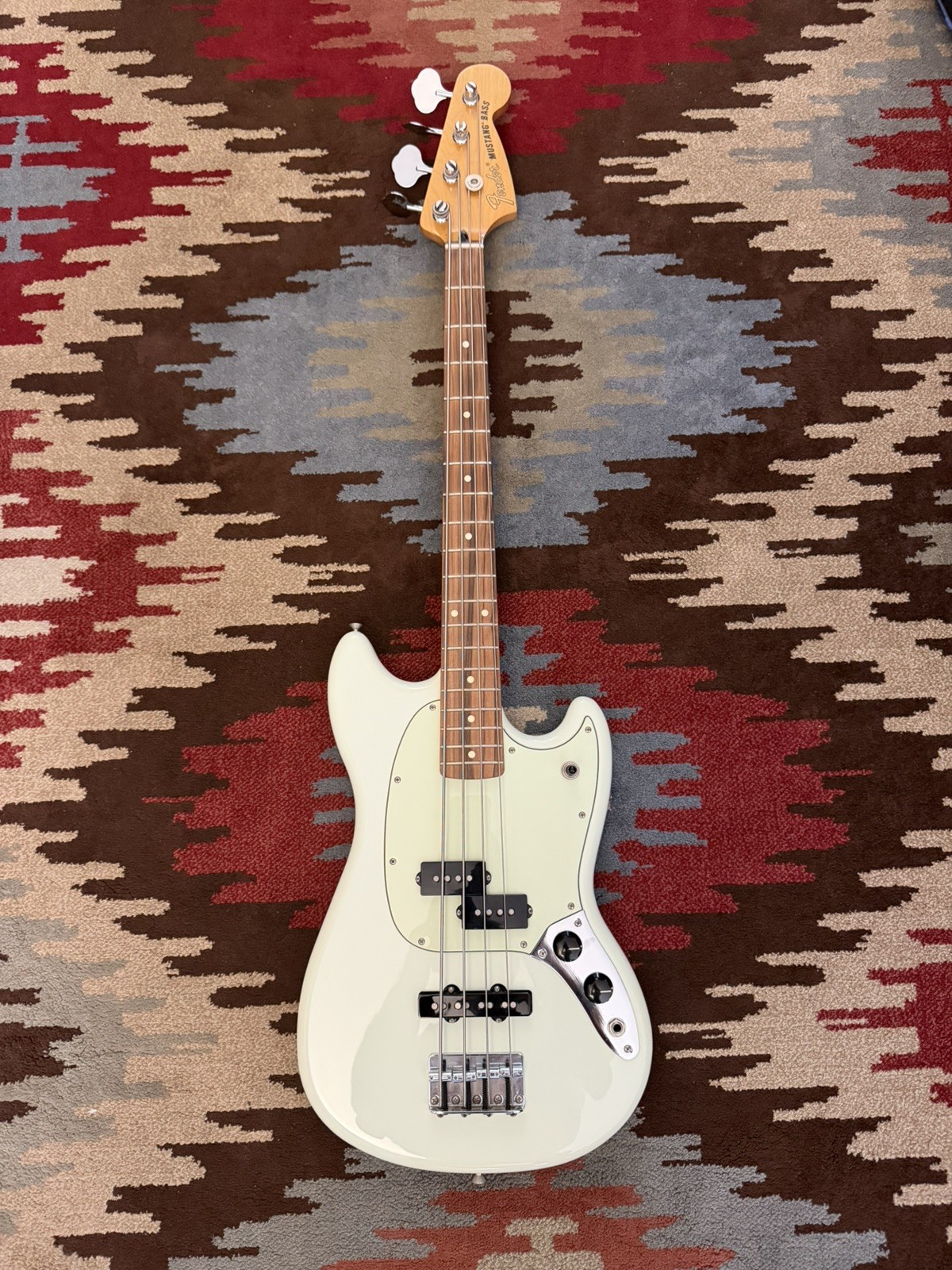 Fender Player Mustang Bass PJ, Pau Ferro Fingerboard Sonic Blue 2018 (Very Good)