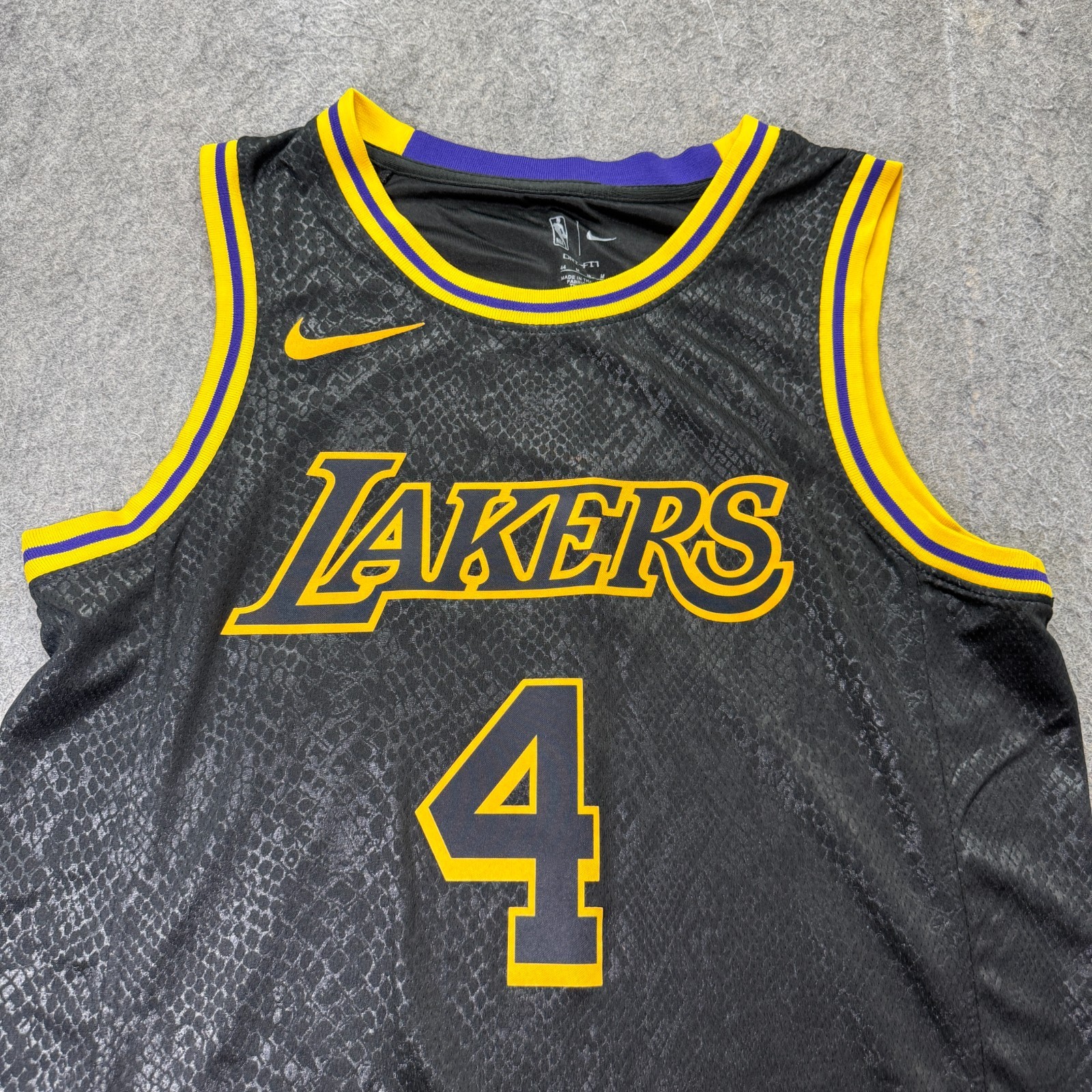 Los Angeles Lakers Nike Swingman Jersey Men M Black 44 #4 Alex Caruso 