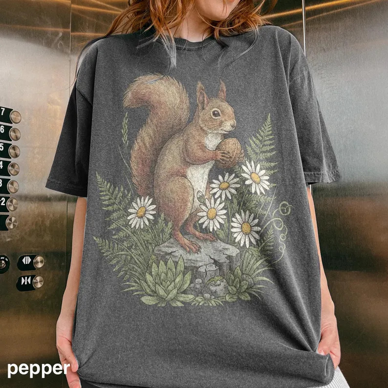 Vintage Wildflower Squirrel Woodland Comfort Tee