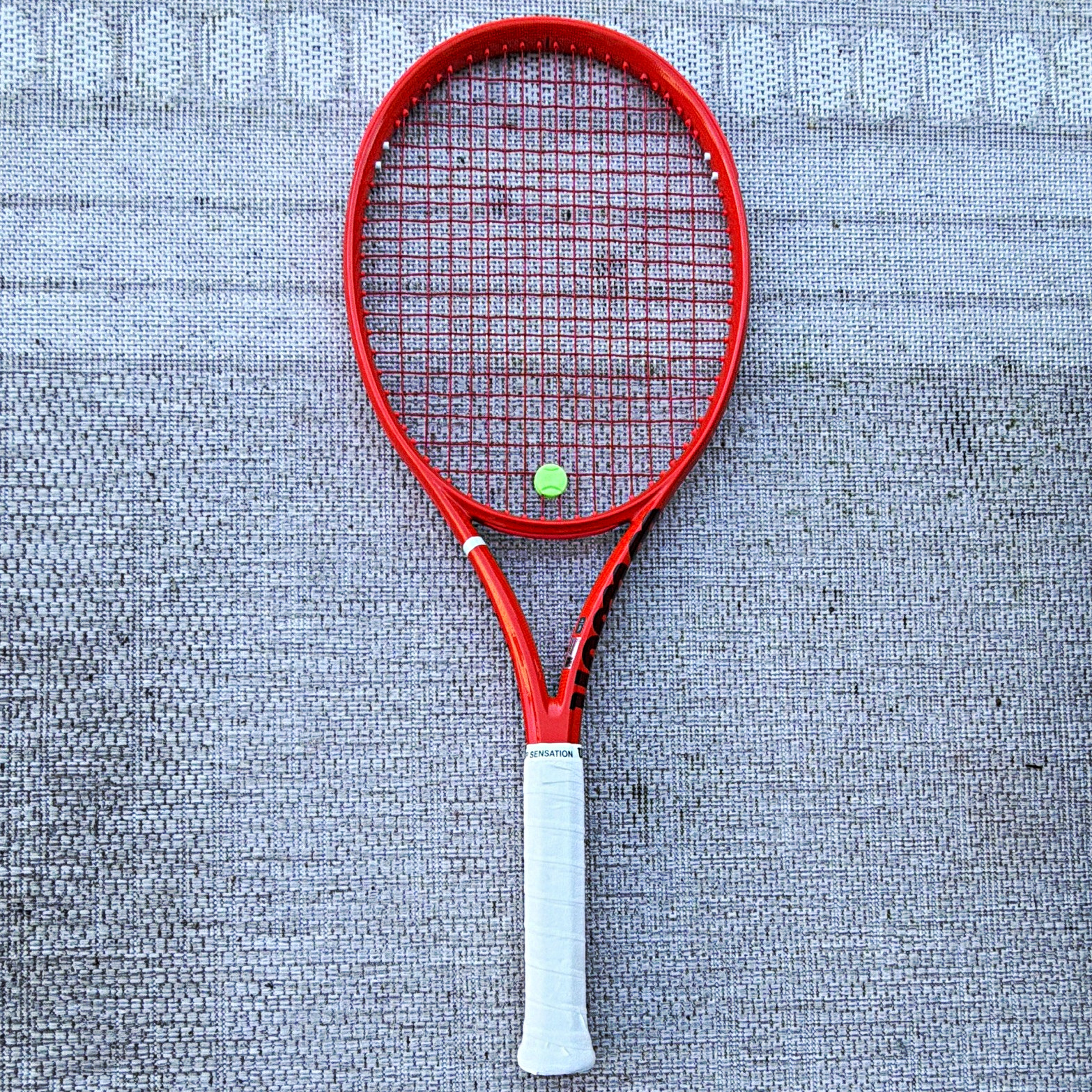 Wilson DEFYER 98 PRO V1 Tennis Racquet 98 in² Head 4 1/2 Wilson DEFYER 98 PRO V1 Tennis Racquet 98 in² Head 4 1/2