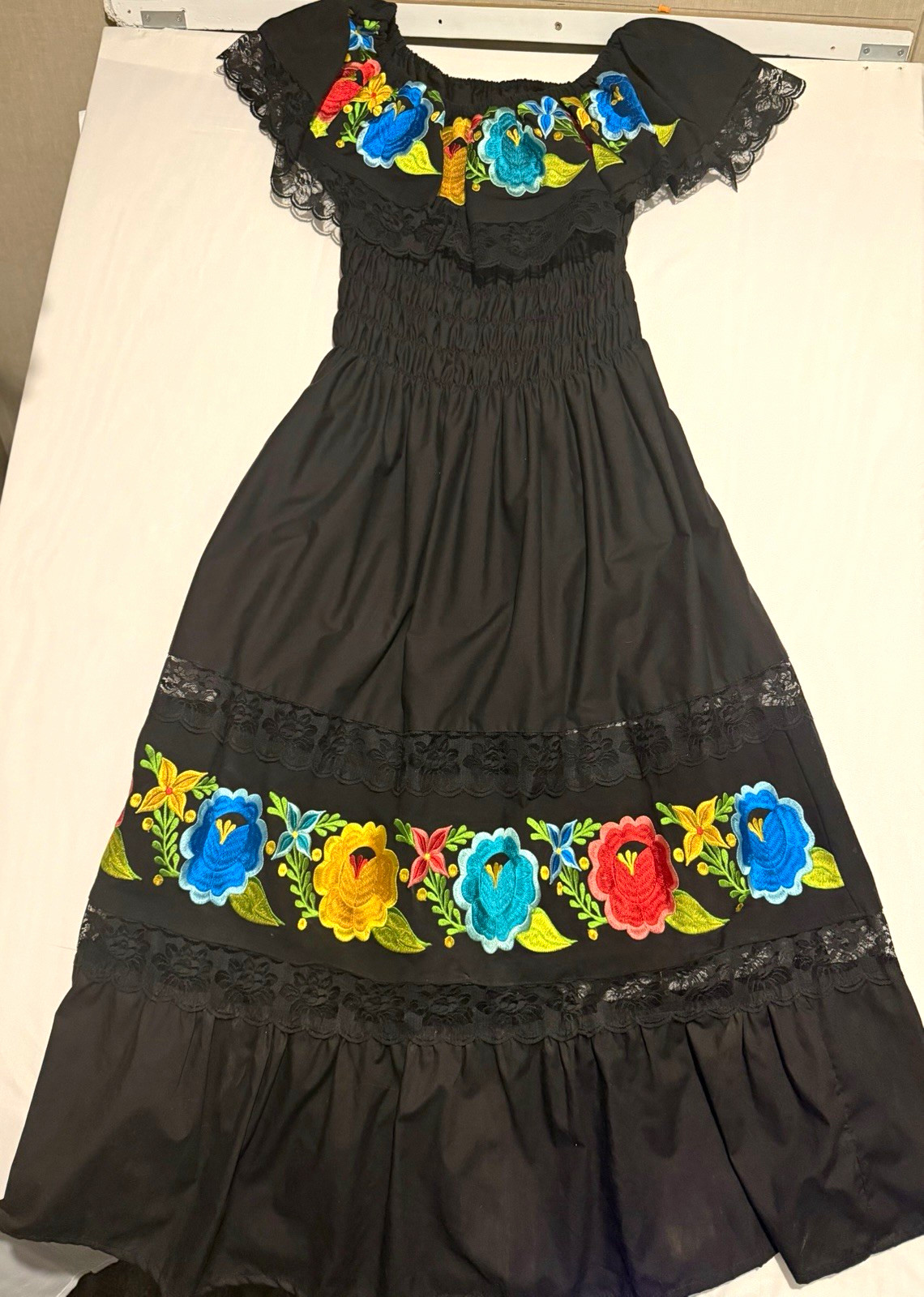 Handmade Women\'s Black Cotton Mexican Dress Floral Embroidery Lace One Size