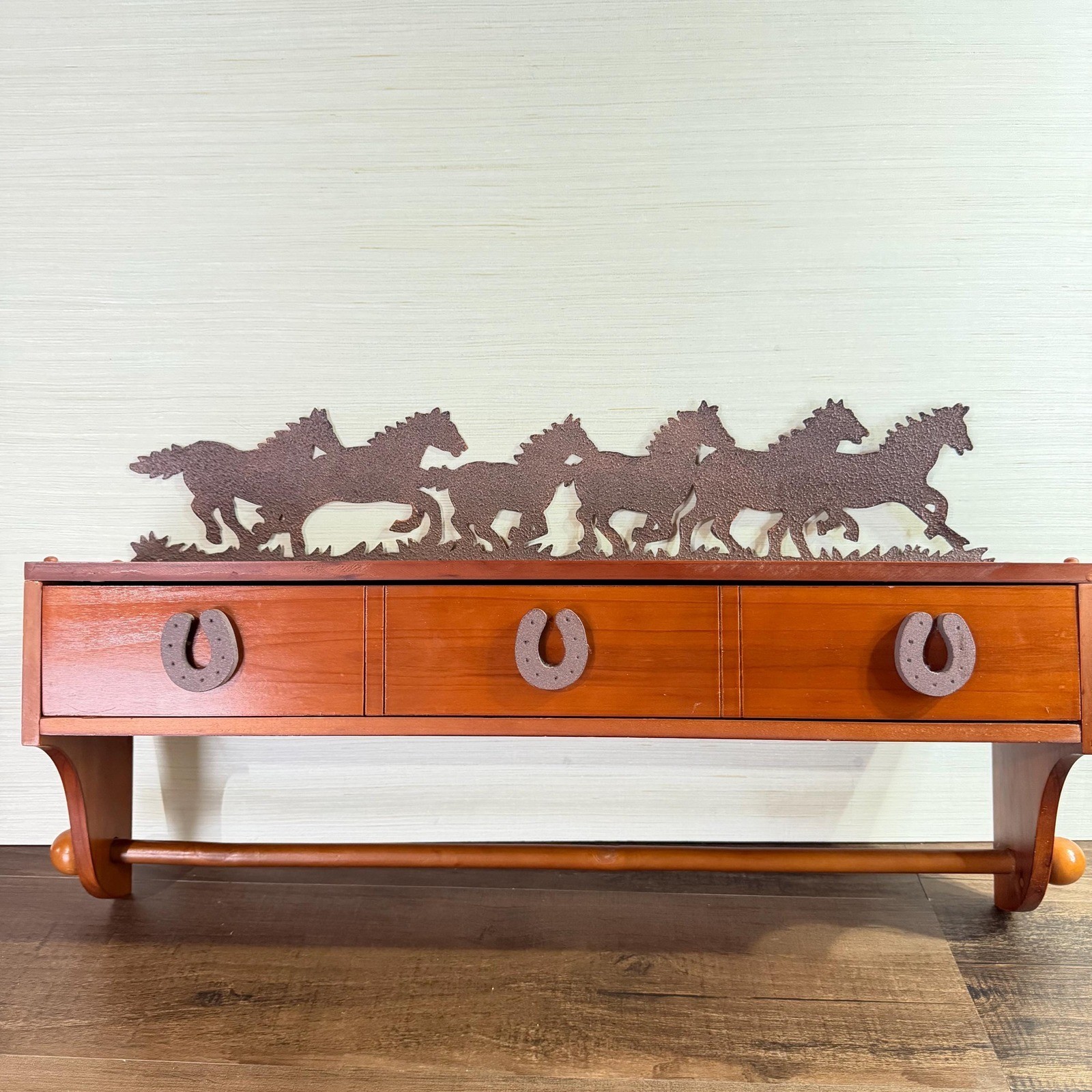 VTG Western Horse Wall Shelf Quilt Rack Towel Holder Rustic Cowboy Wood Shelf