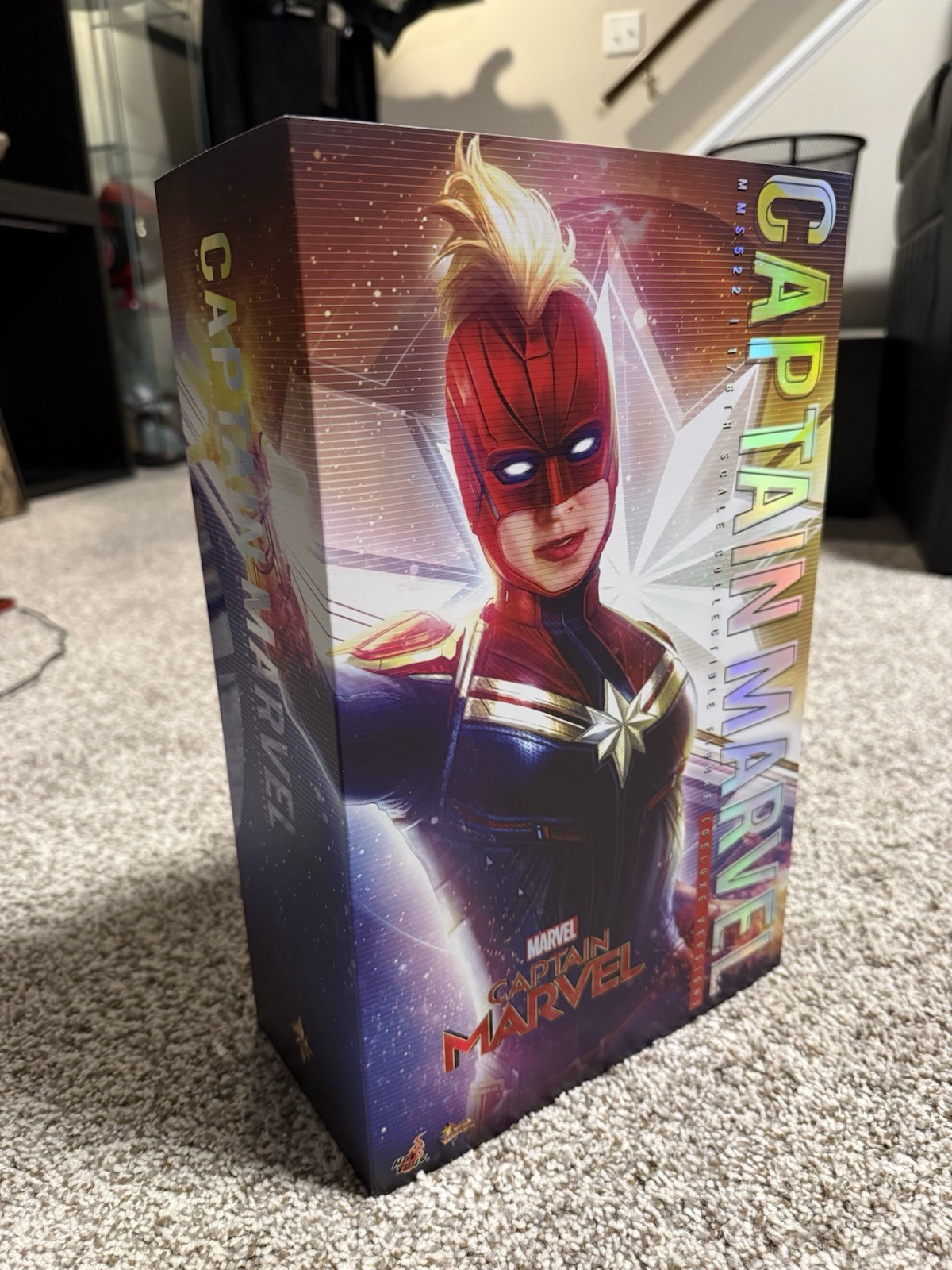 Hot Toys MMS522 Captain Marvel Deluxe Set 1/6 Scale Figure Brie Larson