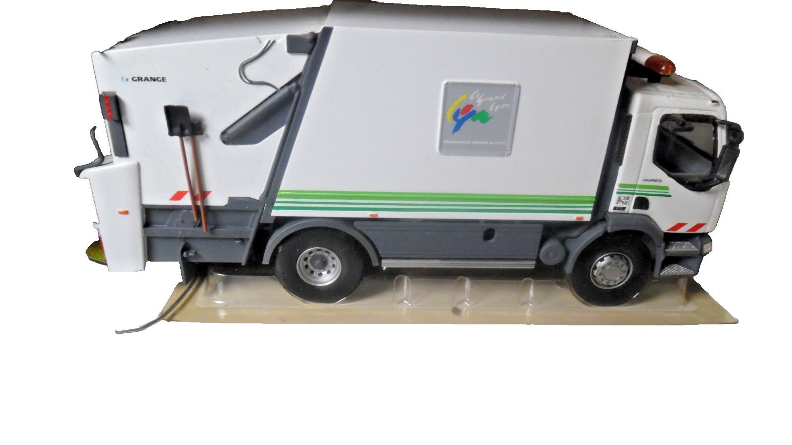 Norev Gamme 518900 Renault Premium 1/43rd Garbage Truck New In box