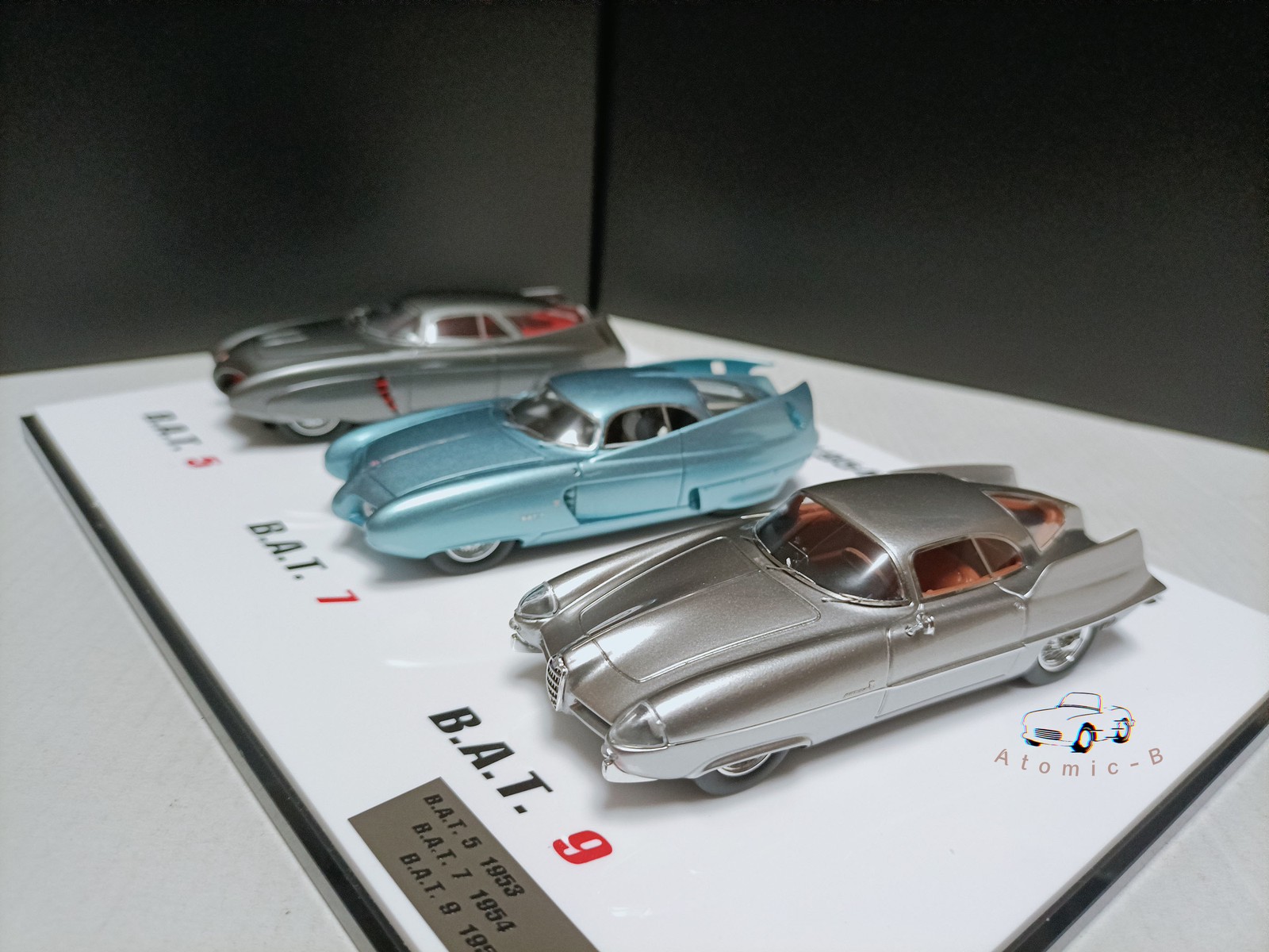 PMC 1/43 Alfa Romeo BAT 5/7/9 Package Bat Concept Car Model Quick delivery