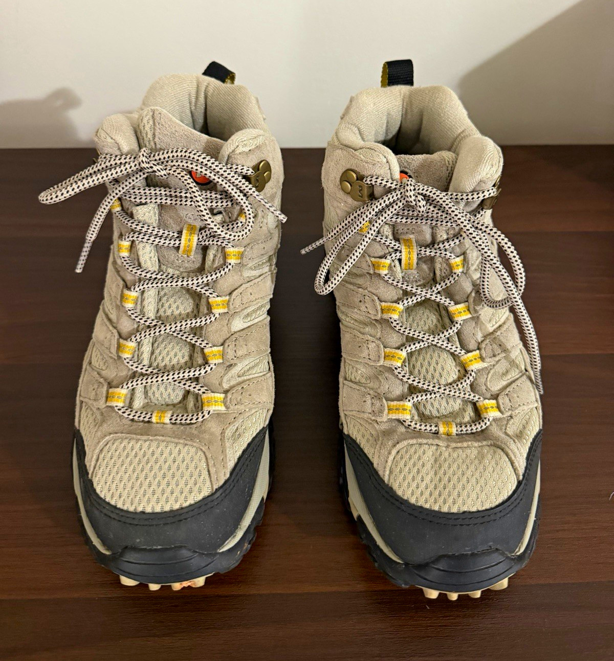 Merrell Women’s Hiking Shoes Beige/Gray US 8.5 Medium MPN J06048 Merrell Women’s Hiking Shoes Beige/Gray US 8.5 Medium MPN J06048