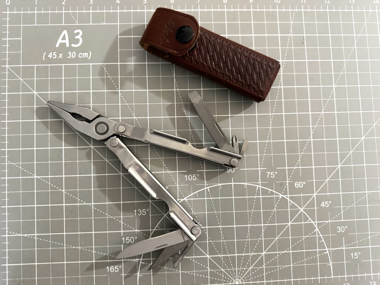 Vintage 1st Gen GERBER USA 'Mr Pinchy' Orig Stainless MultiTool w Leather Sheath