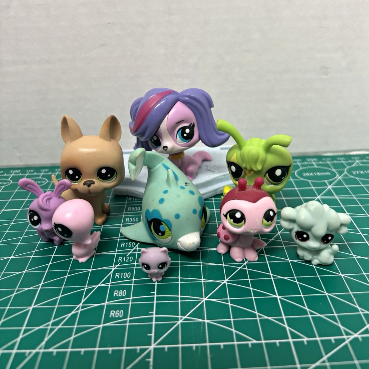Littlest Pet Shop LPS Mixed Lot Figures 10 pcs Littlest Pet Shop LPS Mixed Lot Figures 10 pcs