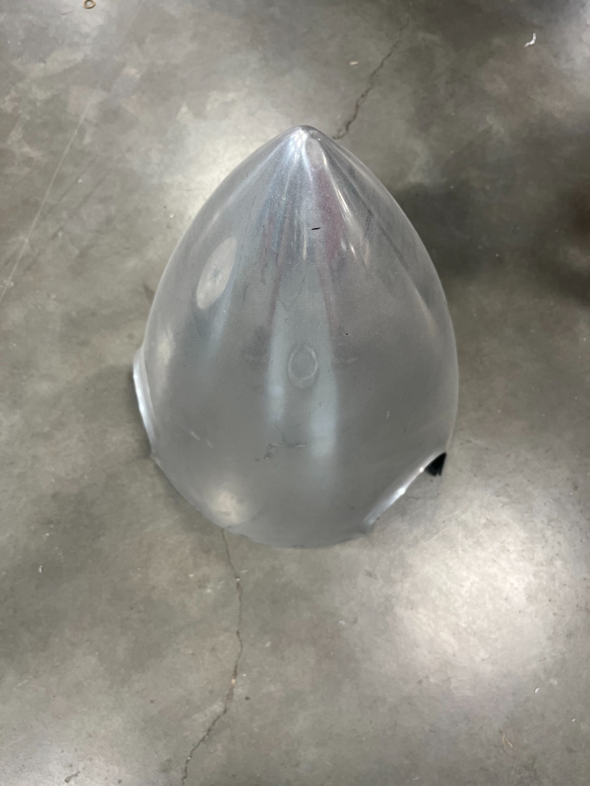 Hartzell 3 blade polished spinner C-3532-5P Hartzell 3 blade polished spinner C-3532-5P