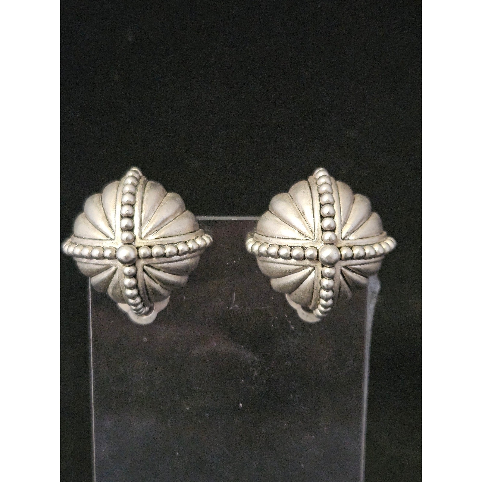 Vintage Signed Oscar De La Renta Antiqued Brushed Silver Tone Clip On Earrings