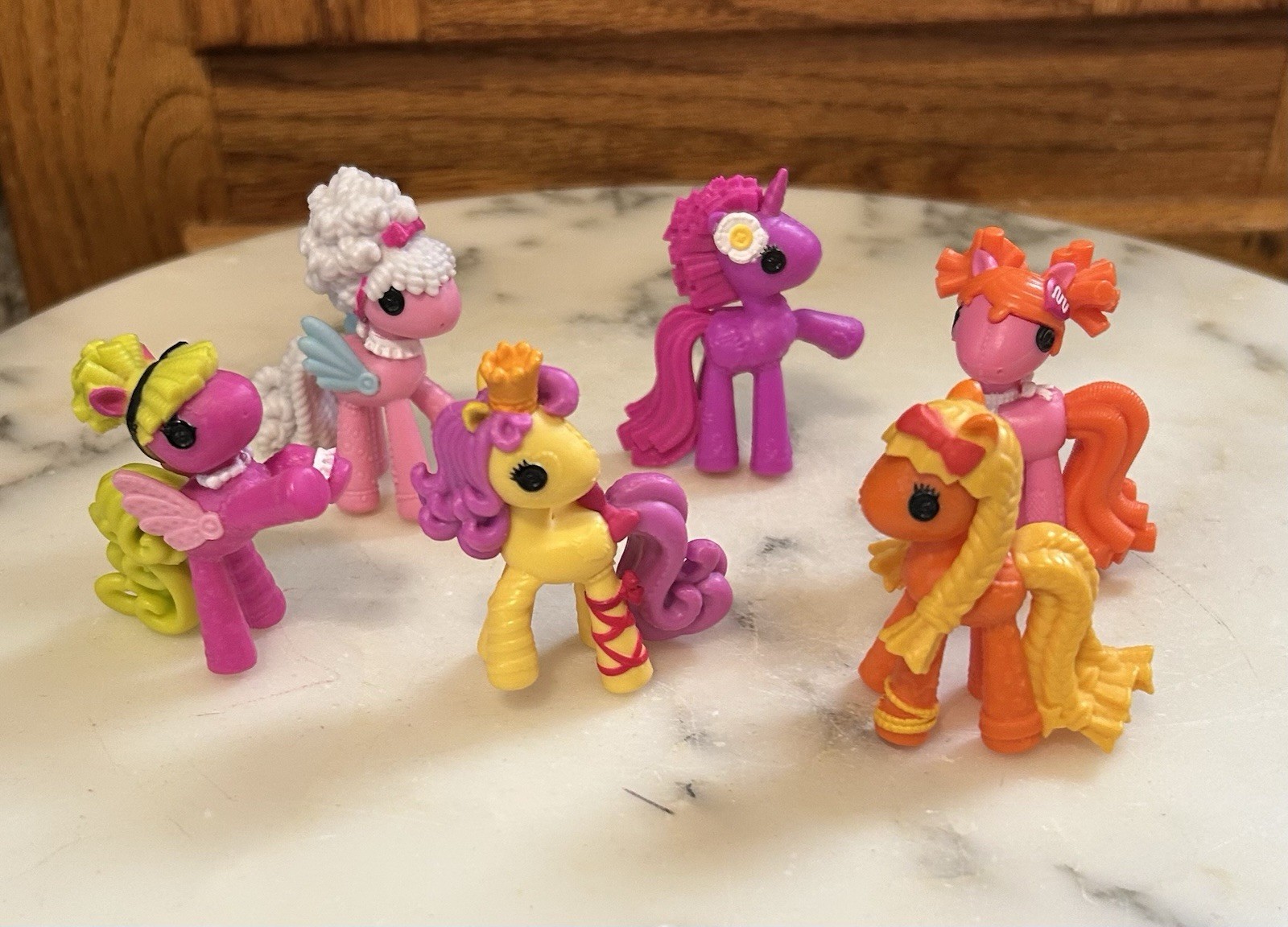 ~Mini Lalaloopsy ~ Target Exclusive Ponies Carousel Set of 6 Ponies Horses