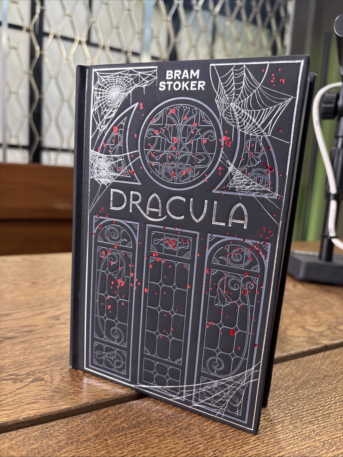 Dracula, Bram Stoker, Special Gilded Edition, New