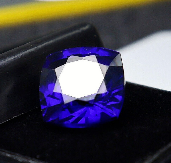Flawless CERTIFIED 10 Ct Natural Ceylon Sapphire Cushion Cut Blue Loose Gemstone