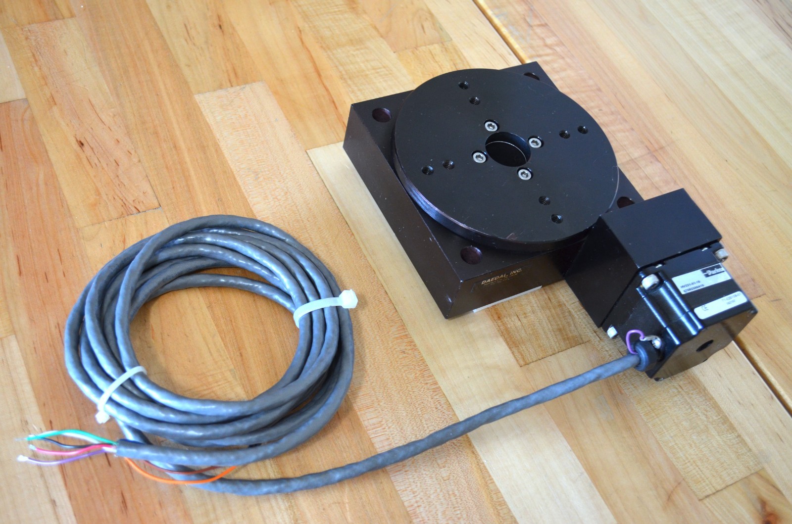 Parker Daedal 200RT 5
