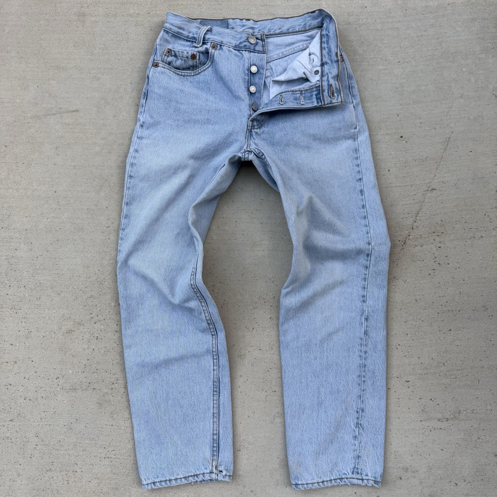 Vintage Levi’s 501 90s USA Student Light Wash Casual Streetwear Jeans 28x28