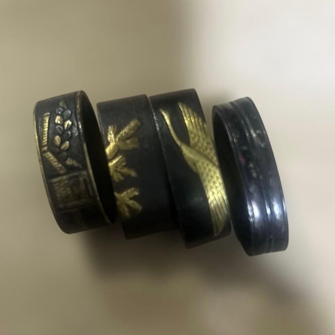 Japanese Sword Fuchi Kashira Set Iron Bird and Plant Motifs with Gold Inlay Edo Japanese Sword Fuchi Kashira Set Iron Bird and Plant Motifs with Gold Inlay Edo