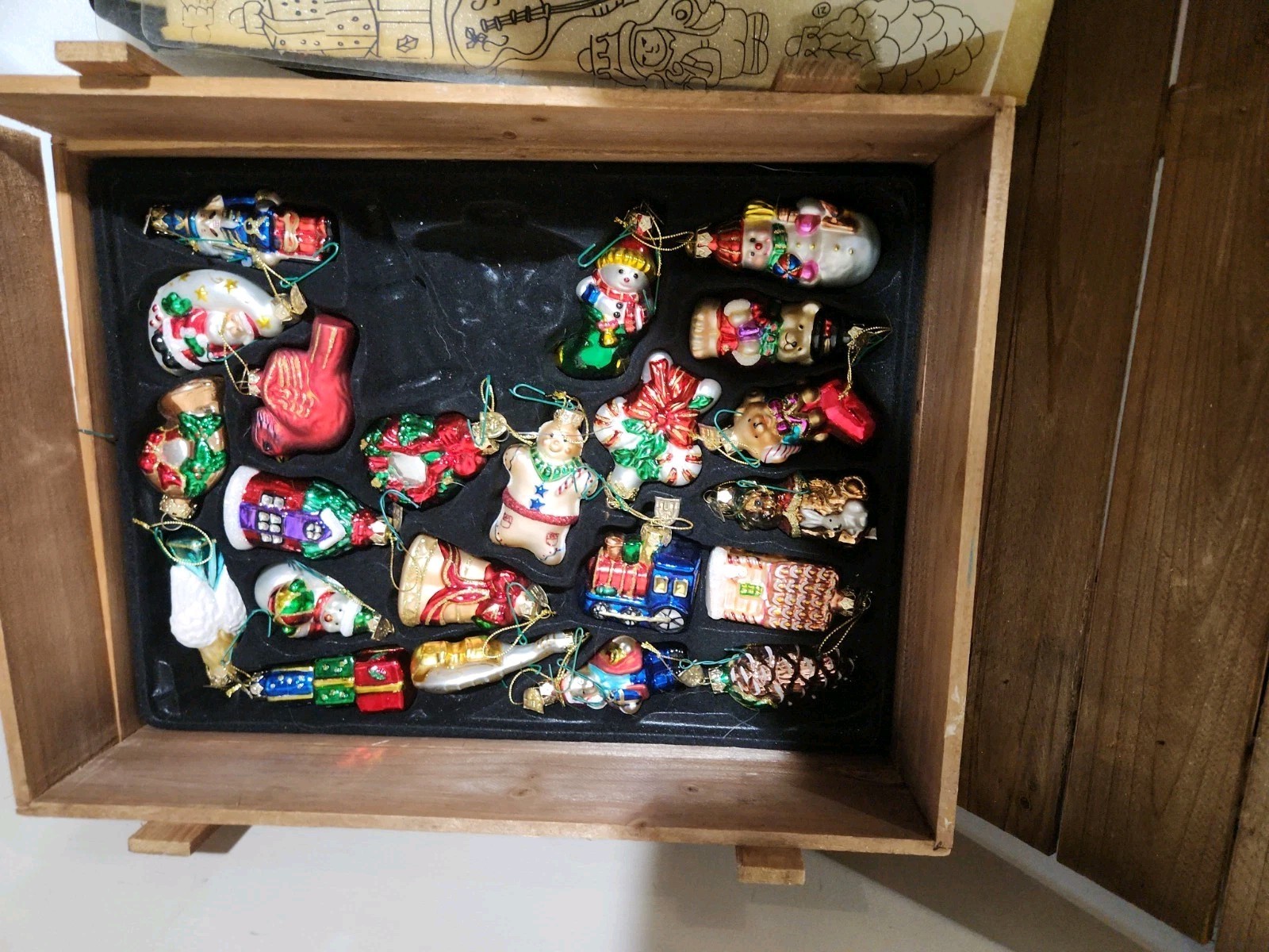 Thomas Pacconi Set of Christmas Ornaments 39 In Crate 2003 Blown Glass Thomas Pacconi Set of Christmas Ornaments 39 In Crate 2003 Blown Glass